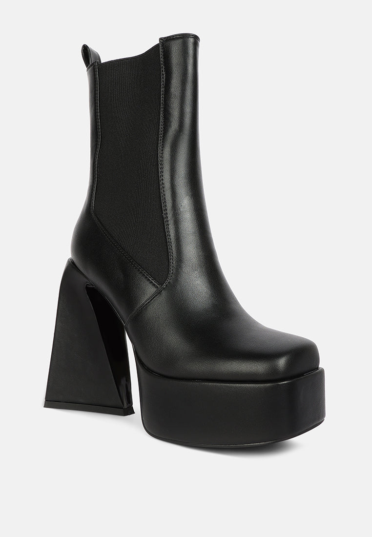 The Metropolitan Stride - Elevated Edgy Platform Boot