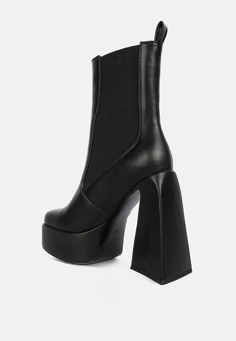 The Metropolitan Stride - Elevated Edgy Platform Boot