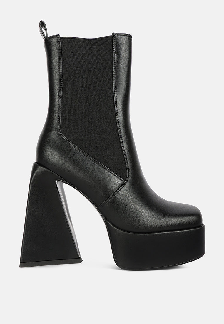 The Metropolitan Stride - Elevated Edgy Platform Boot